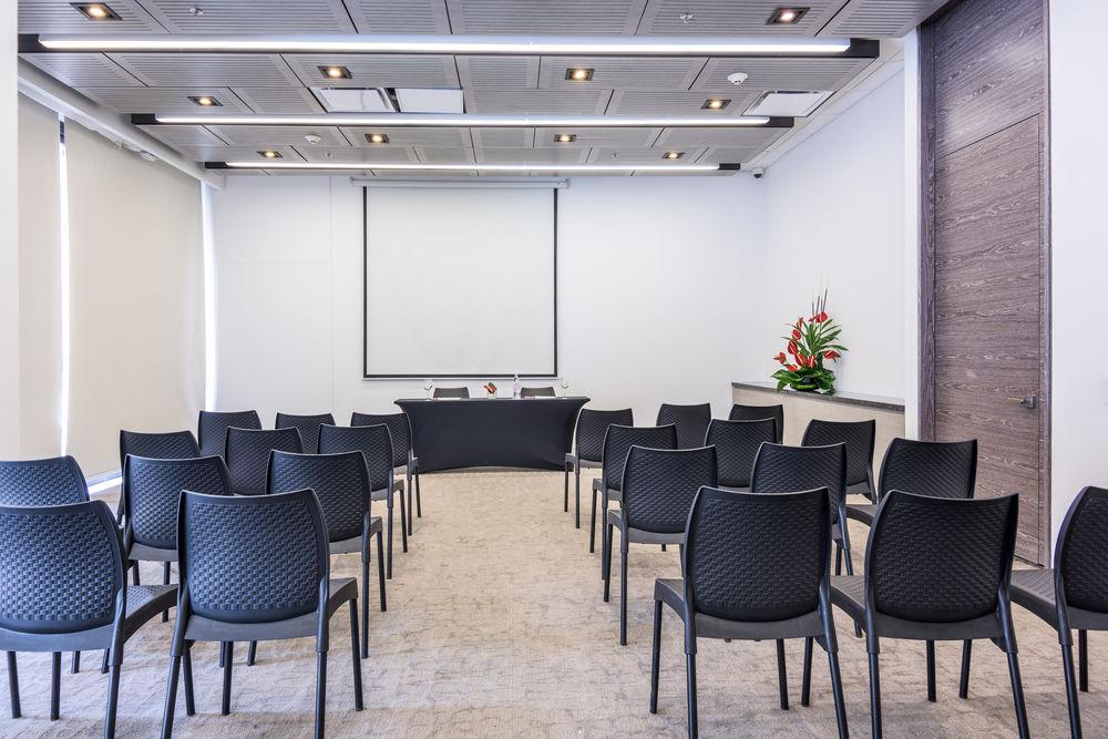 Nh Collection Bogota Terra 100 Royal Hotel Kültér fotó Meeting room